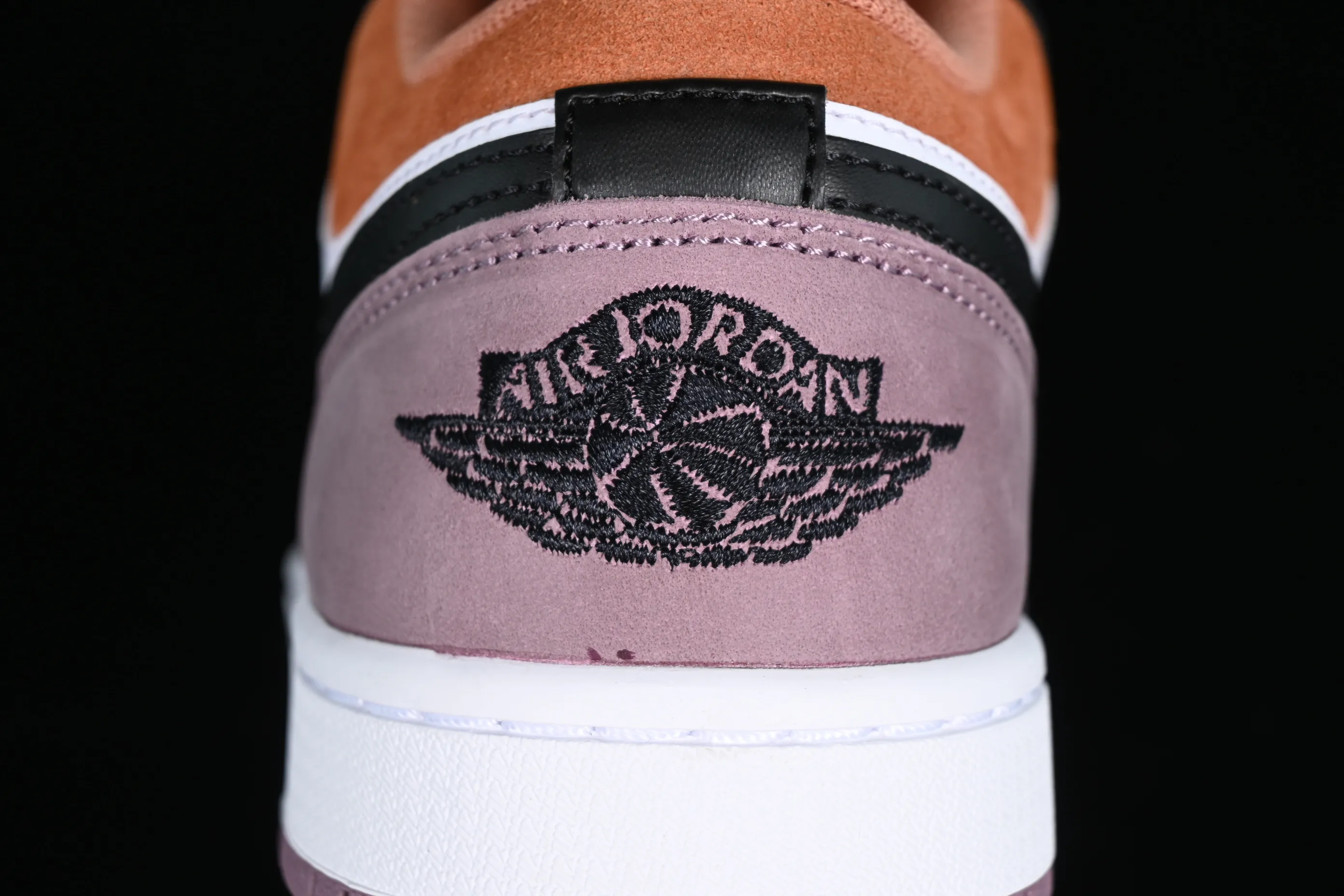 All categories Air Jordan Jordan series basketball shoes Air Jordan 1 Low G version pure original Air Jordan 1 Low SE AJ1 Joe 1 white brown purple low-top cultural casual sneakers FB9907-102